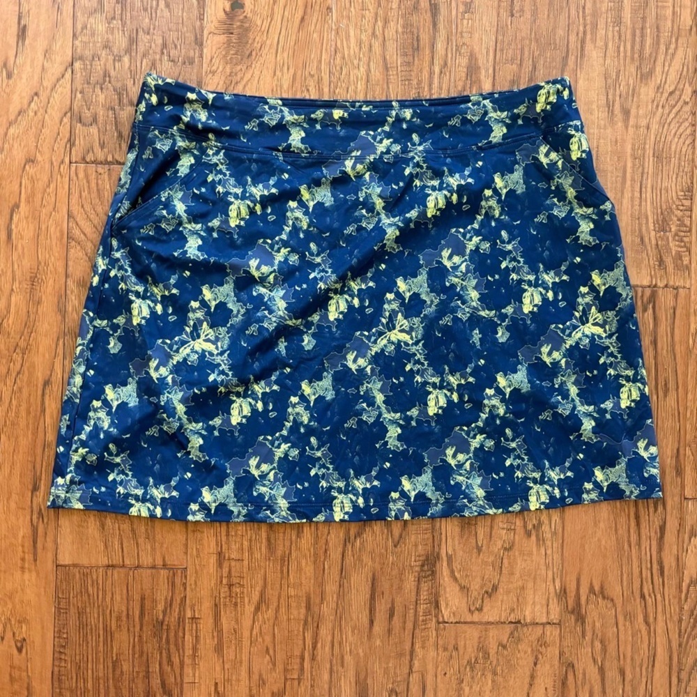 Puma Navy Floral Mini Skirt/Skort Golf Pickleball Tennis Size Large - Picture 3 of 6